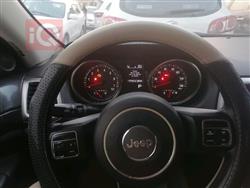 جیپ گراند شیرۆکی